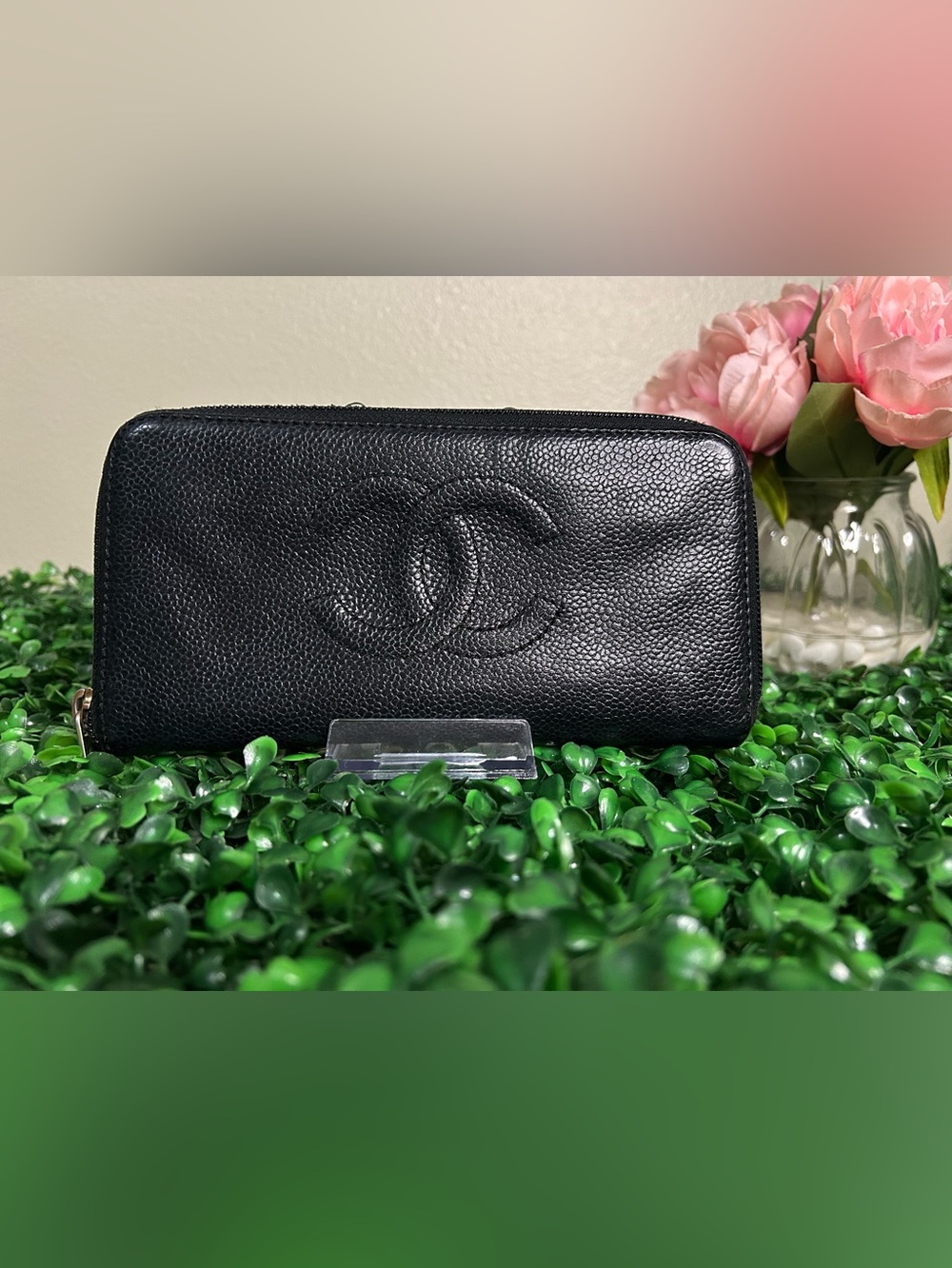 Chanel Black Caviar Leather CC Zip Around Wallet 6 Series w/ Hologram Vintage